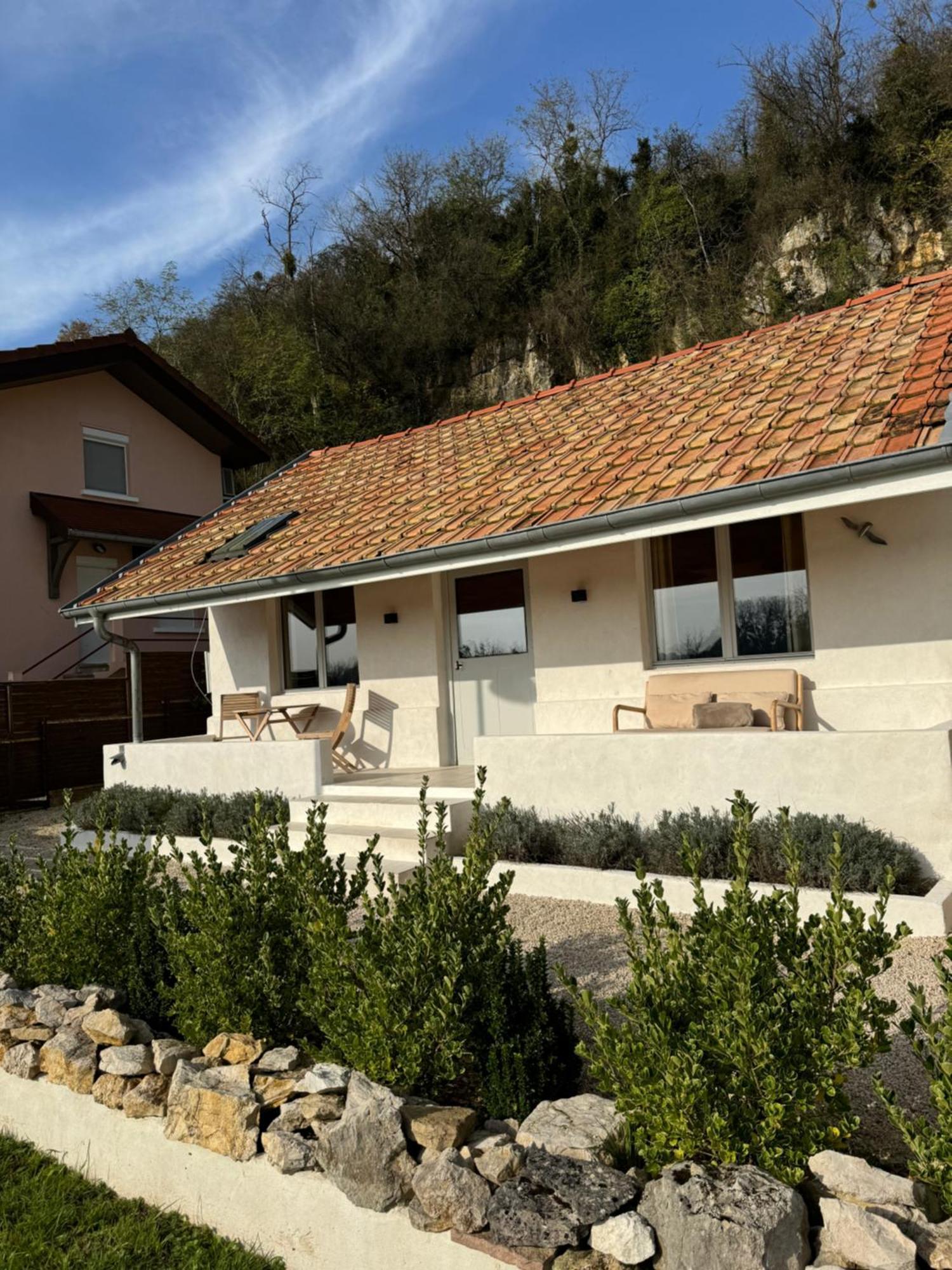 Maison Au Bord De L'Eau Les Roches Rochefort-sur-Nenon Exterior photo